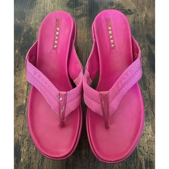 90’s Prada Hot Pink Flip Flops Size 35.5 - Picture 1 of 8